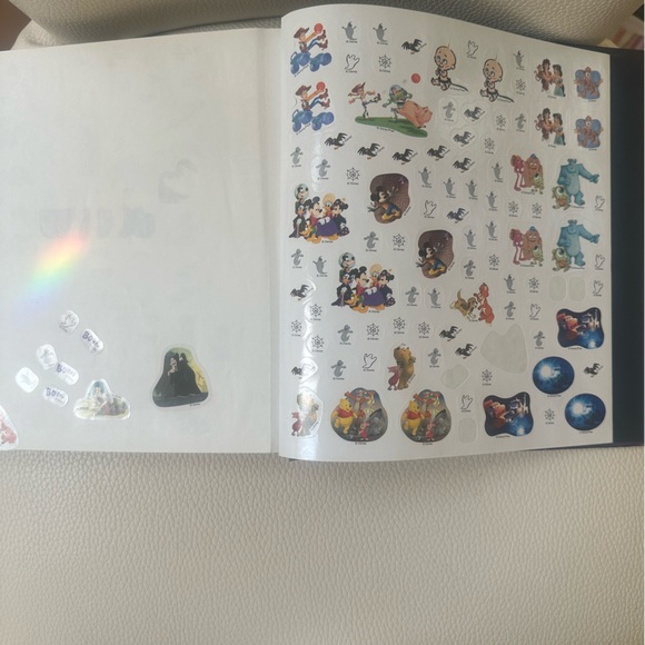 Disney EUC Hardcover Scary Storybook Collection 2nd Edition Copyright 2008 - Picture 8 of 9